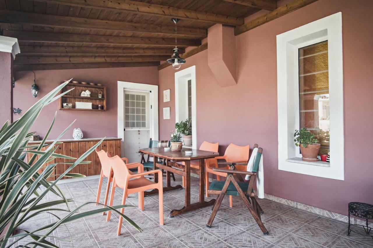 Birdsing Cottage Дассия Экстерьер фото